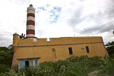 Building in the Port of Sisal <a href=></a>
